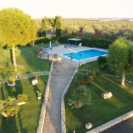 Masseria San Nicola Bed & Breakfast *